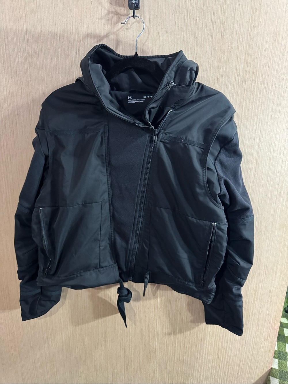 Under Armour Women's Generation Black Jaquardket Bomber Jacket Size Medium